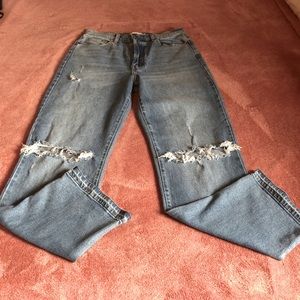 Cello Super high rise dad jeans.   NWT.  Size 7